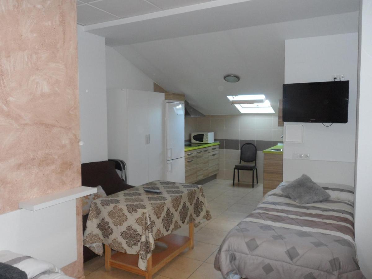 Hostal Via Del Caminante Madrigalejo Zewnętrze zdjęcie