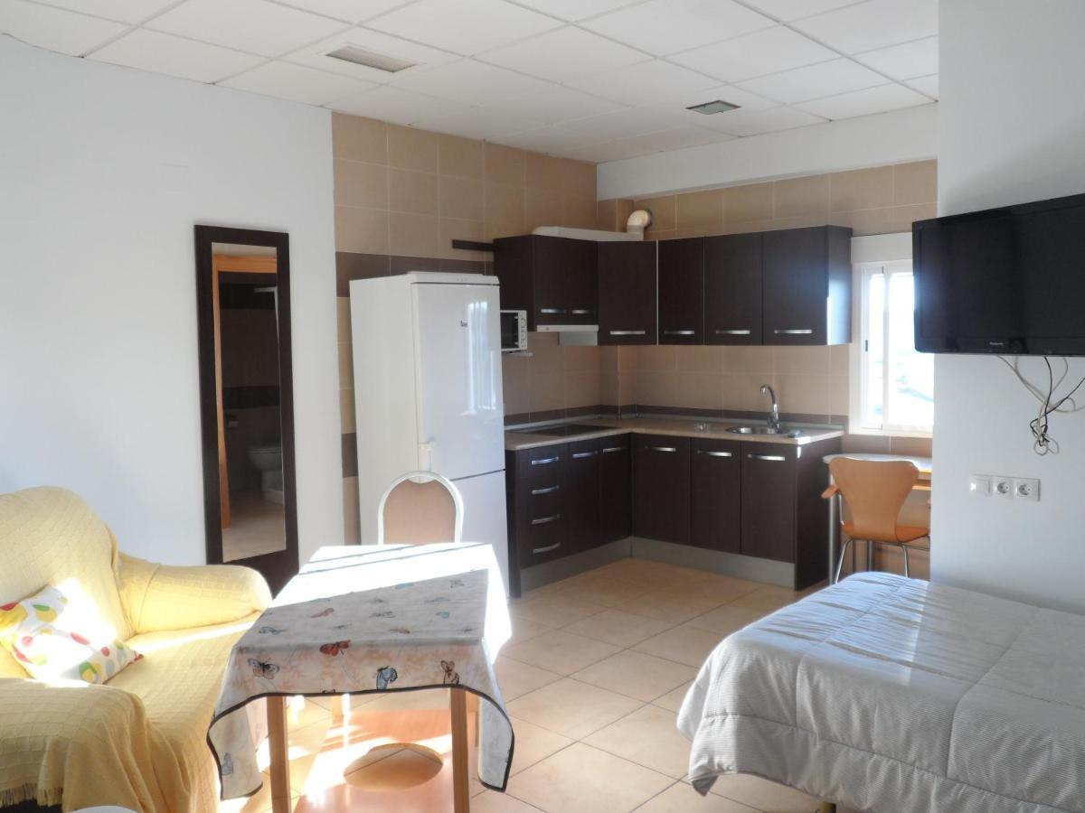 Hostal Via Del Caminante Madrigalejo Zewnętrze zdjęcie