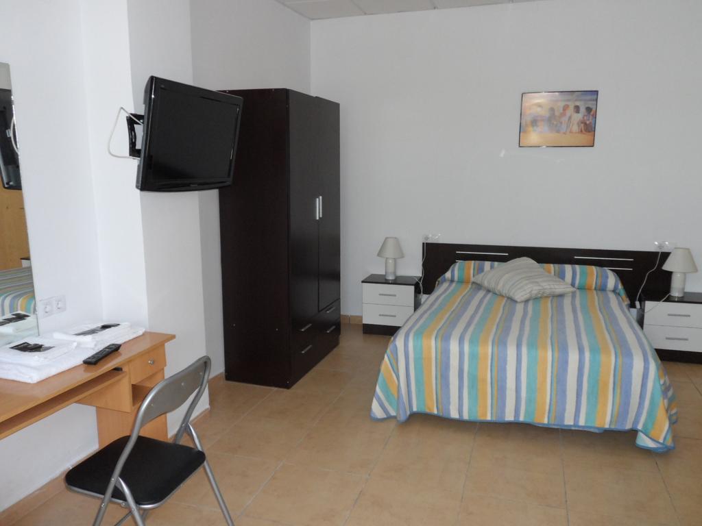 Hostal Via Del Caminante Madrigalejo Zewnętrze zdjęcie