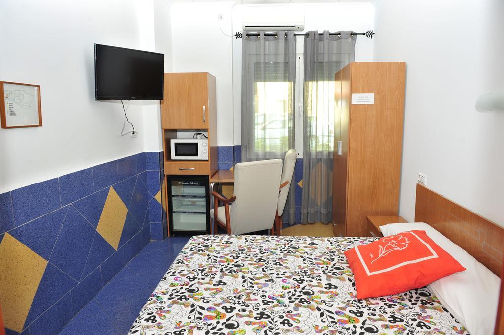 Hostal Via Del Caminante Madrigalejo Zewnętrze zdjęcie